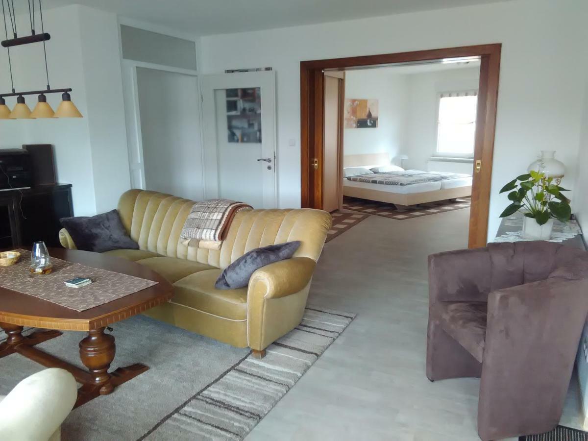 Ferienwohnung Menzel Gedern エクステリア 写真